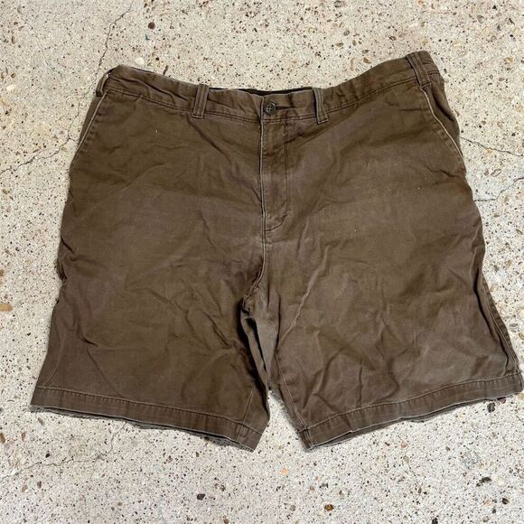 Eddie Bauer Men's Brown Chino Shorts Size 40W Casual Flat Front - Picture 1 of 3